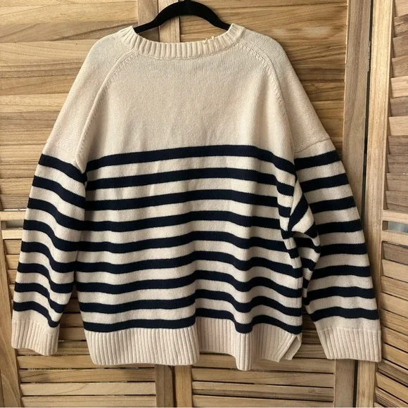 COS %100 Wool Striped Crewneck Sweater in cream black size M - Picture 3 of 6